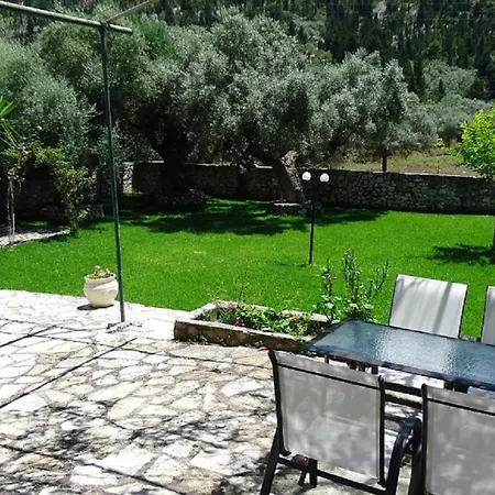 Apartment House Of Garden